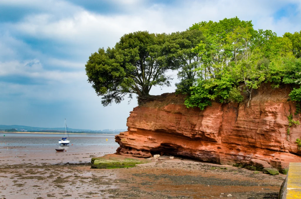 Darling’;s Rock, Lympstone, Devon. With the River Exe Estuary be