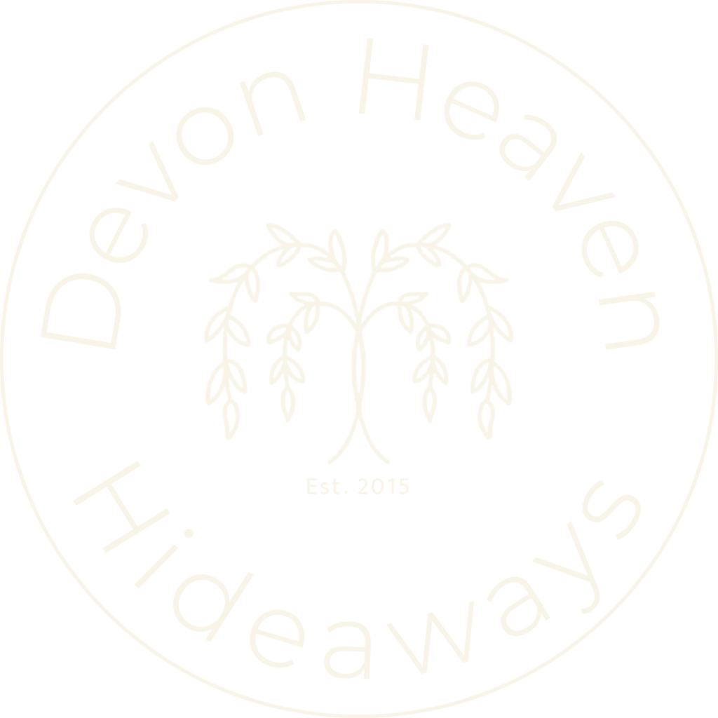 DHH_logo_light Devon Heaven Hideaways round logo