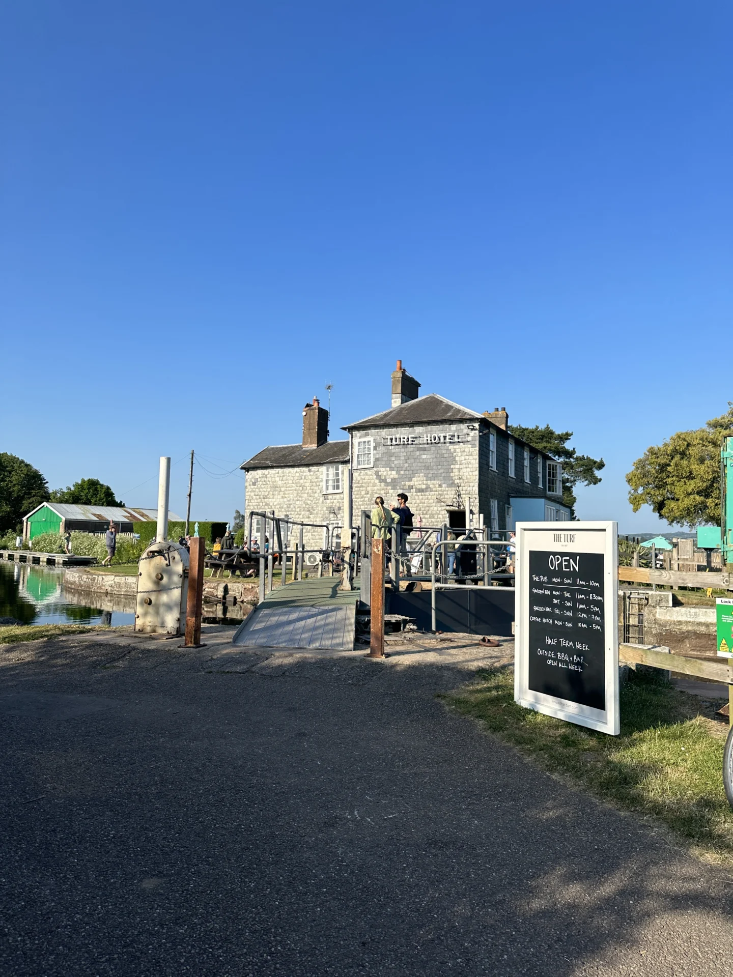 DHH_Turf Locks_5 The Turf locks