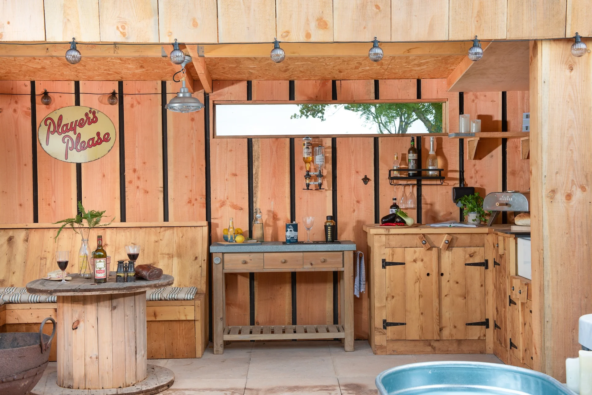 DHH_Willow_15 Willow shepherds hut Devon luxury glamping with outdoor kitchen and hot tub