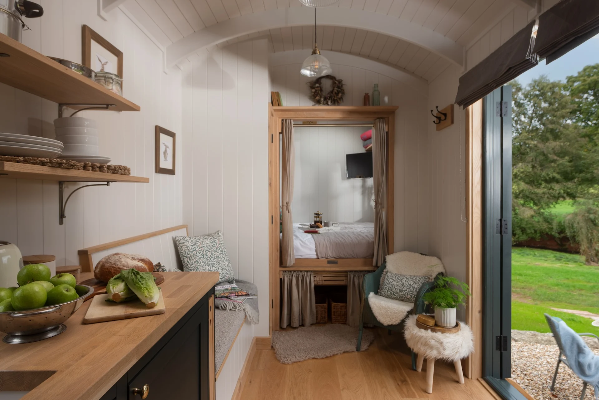 DHH_Willow_9 Willow shepherds hut | Countryside couples break near Exeter. Enjoy river views and Alfresco dinning.